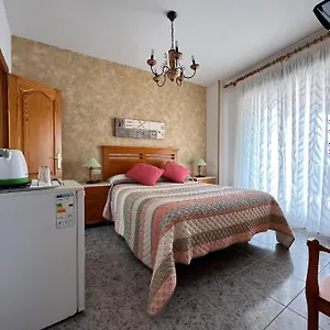 Pension Mari Carmen 2*, Salobrena Spain