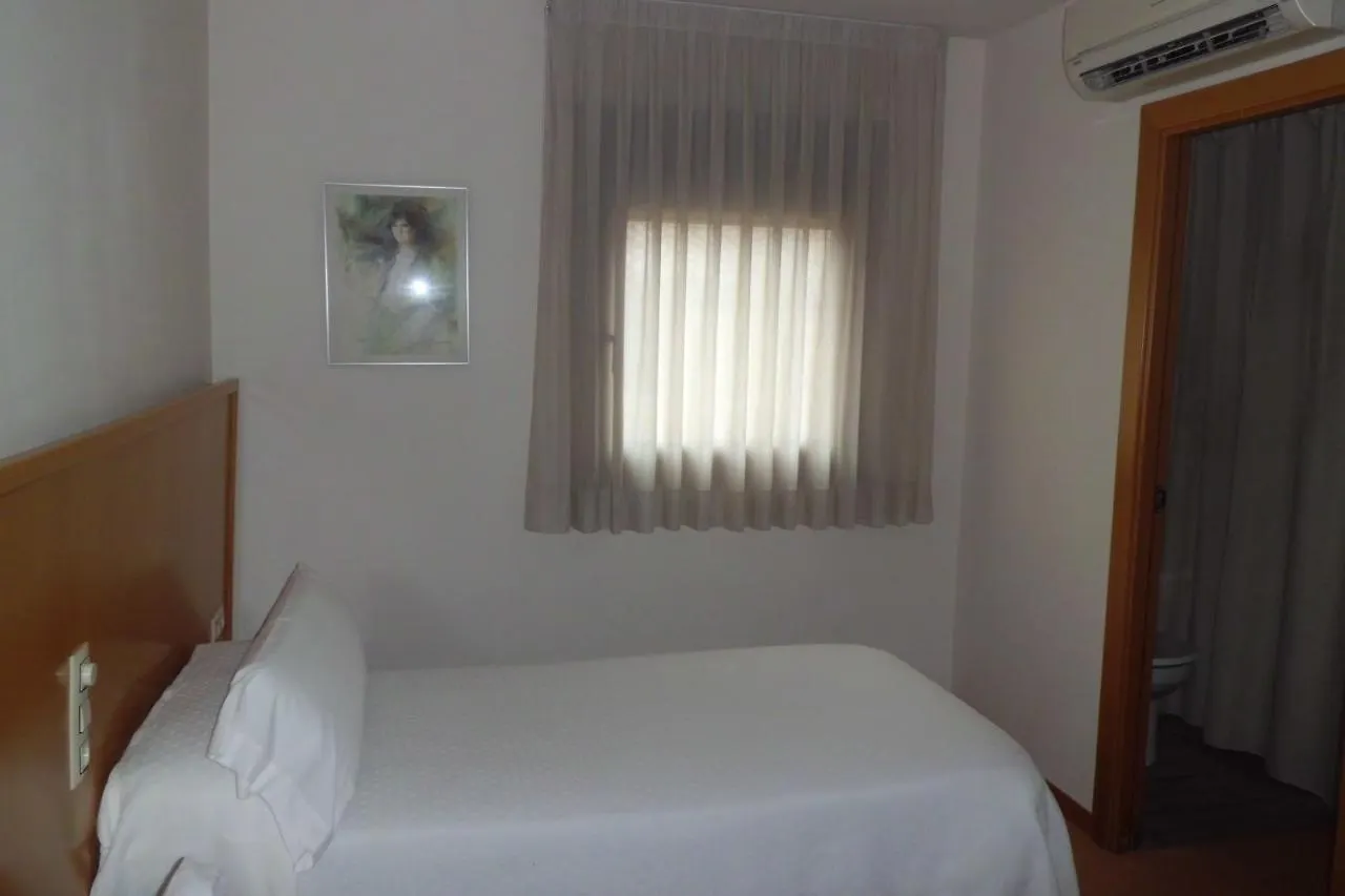 Hostal Palouet De Segarra Masoteras 0*,